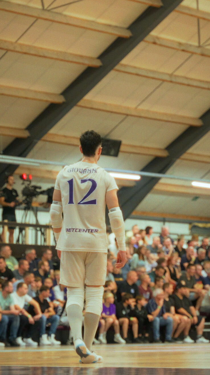 Giovanni vs Charleroi finale